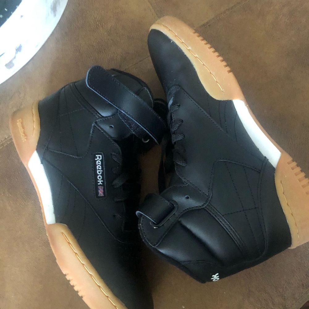 Classic Hot Too Reebok - Picture 4 of 4